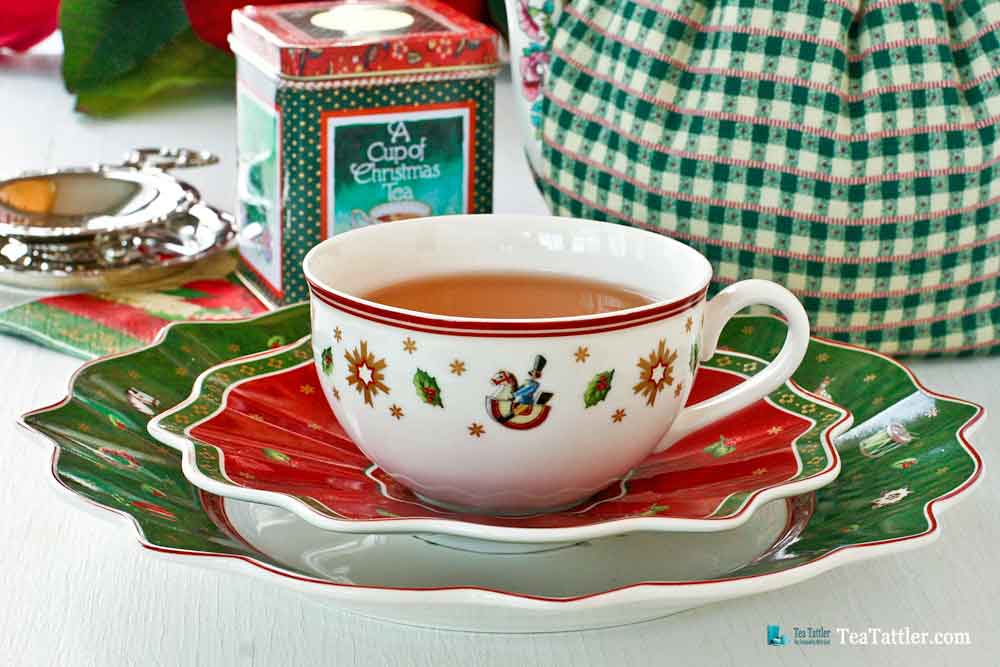 Toys Delight Teacup - a whimsical tea set decorated with toy motifs, snowflakes, holly leaves, berries, and traditional Christmas tree. | TeaTattler.com #toysdelight #villeroy&boch #teacups